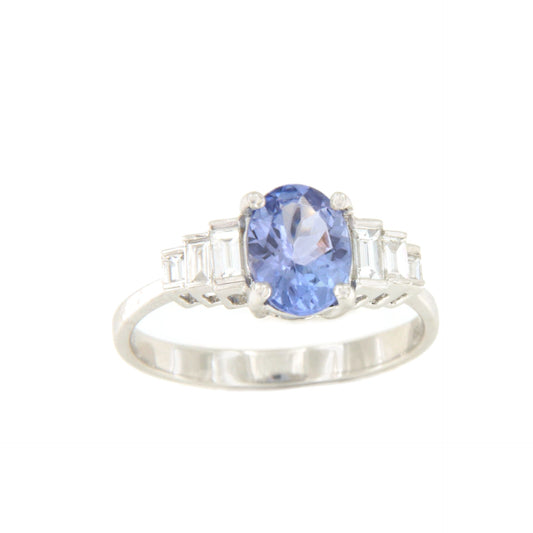Anillo PITAYA oval de tanzanita y baguettes en oro blanco 18 ktes