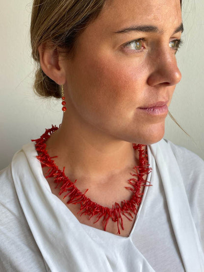 Collar MANGLE de ramas corales engarzados  con cierre de plata de ley