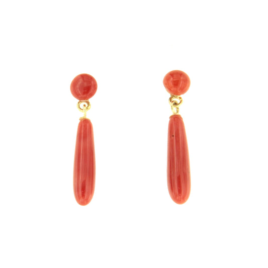 FINGI earring in 18-karat yellow gold and coral beads.