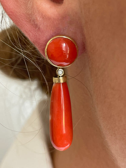 Pendientes RAMO de coral en oro amarillo de 18 kilates y brillantes