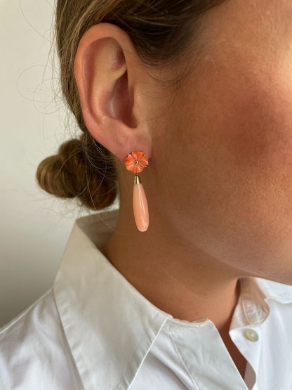 Pendientes FRAGANCIA desmontables flor de coral en oro amarillo de 18 kts