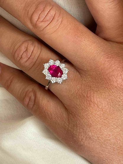 Anillo GALES roseta rubí/ zafiro y brillantes oro blanco de 18 ktes
