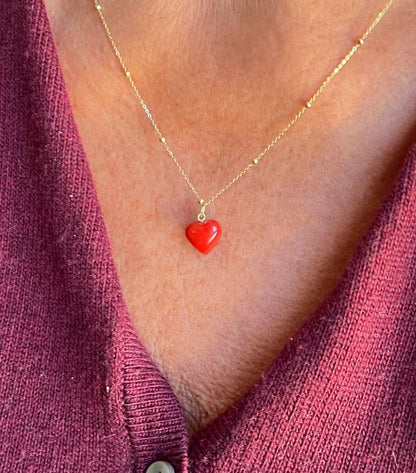Colgante CUORE, corazón de oro de 18 kilates y corales