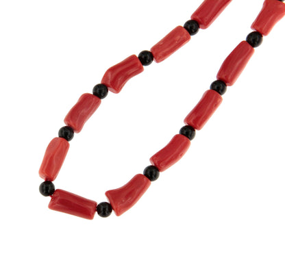 Bamboo choker with coral branches and 18k gold clasps