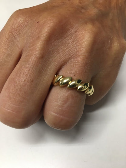 Anillo TULAY en oro amarillo de 18 kilates con gallones - Roman Joyero