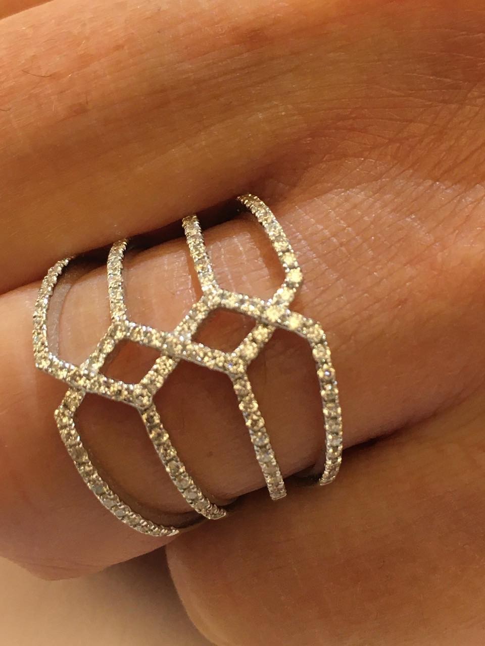 ASRAEL, anillo de oro blanco con diamantes - Roman Joyero