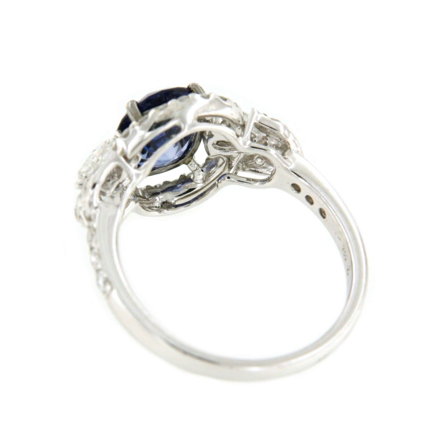 MONTOVA anillo de zafiro roseta de brillantes con peras en roca - Roman Joyero