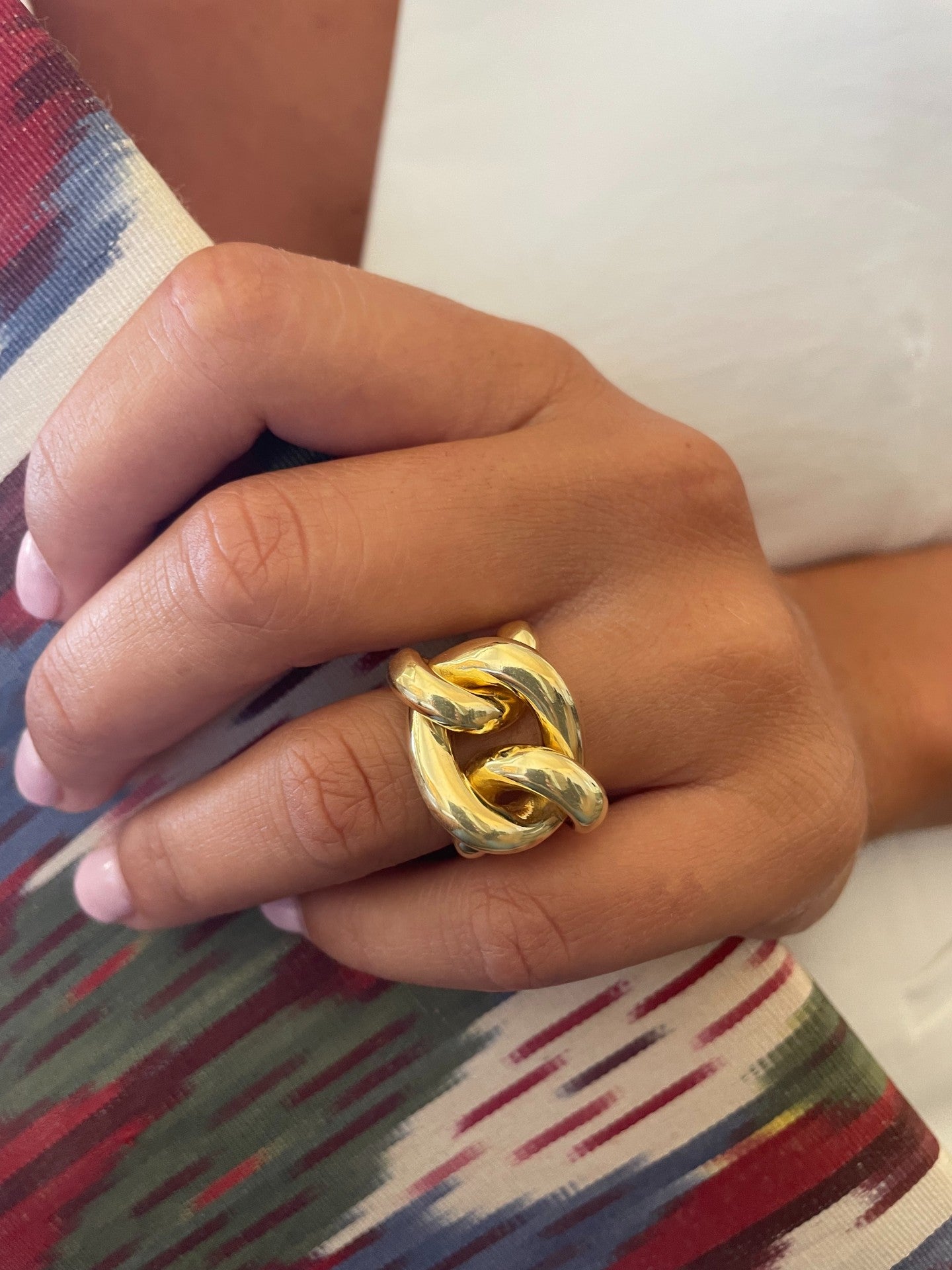 TROVADORA anillo ancho barbado brillo en plata 1ª ley bañada oro