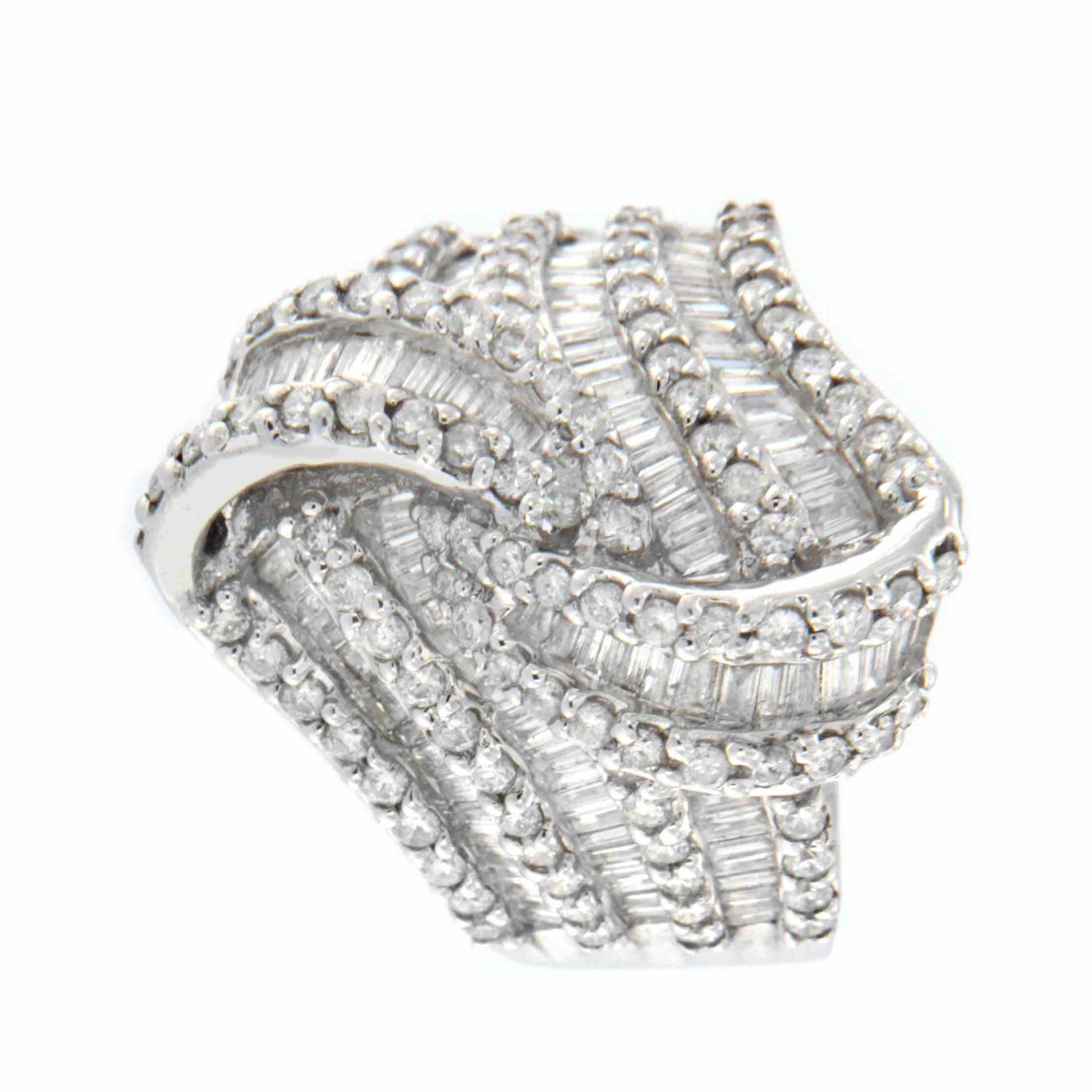 GALLURA, anillo de oro blanco con diamantes - Roman Joyero