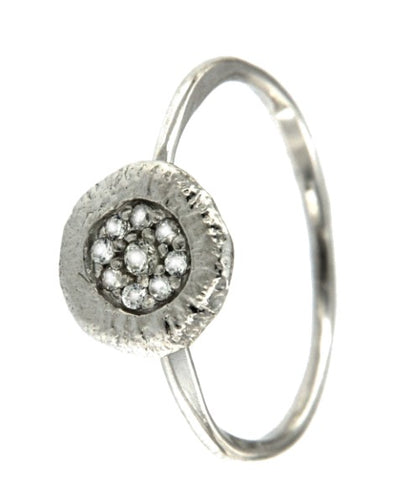 CRISANTEMO, anillo de plata rodiada con circonitas. - Roman Joyero