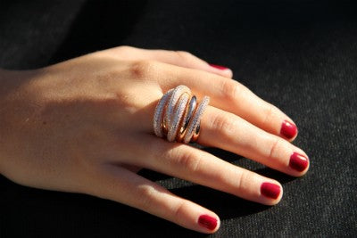 ALEXEY, anillo extra ancho de plata con circonitas