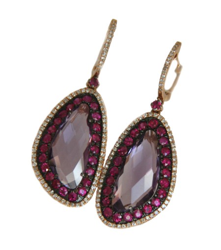 Pendientes largos de oro rosa con piedras irregulares